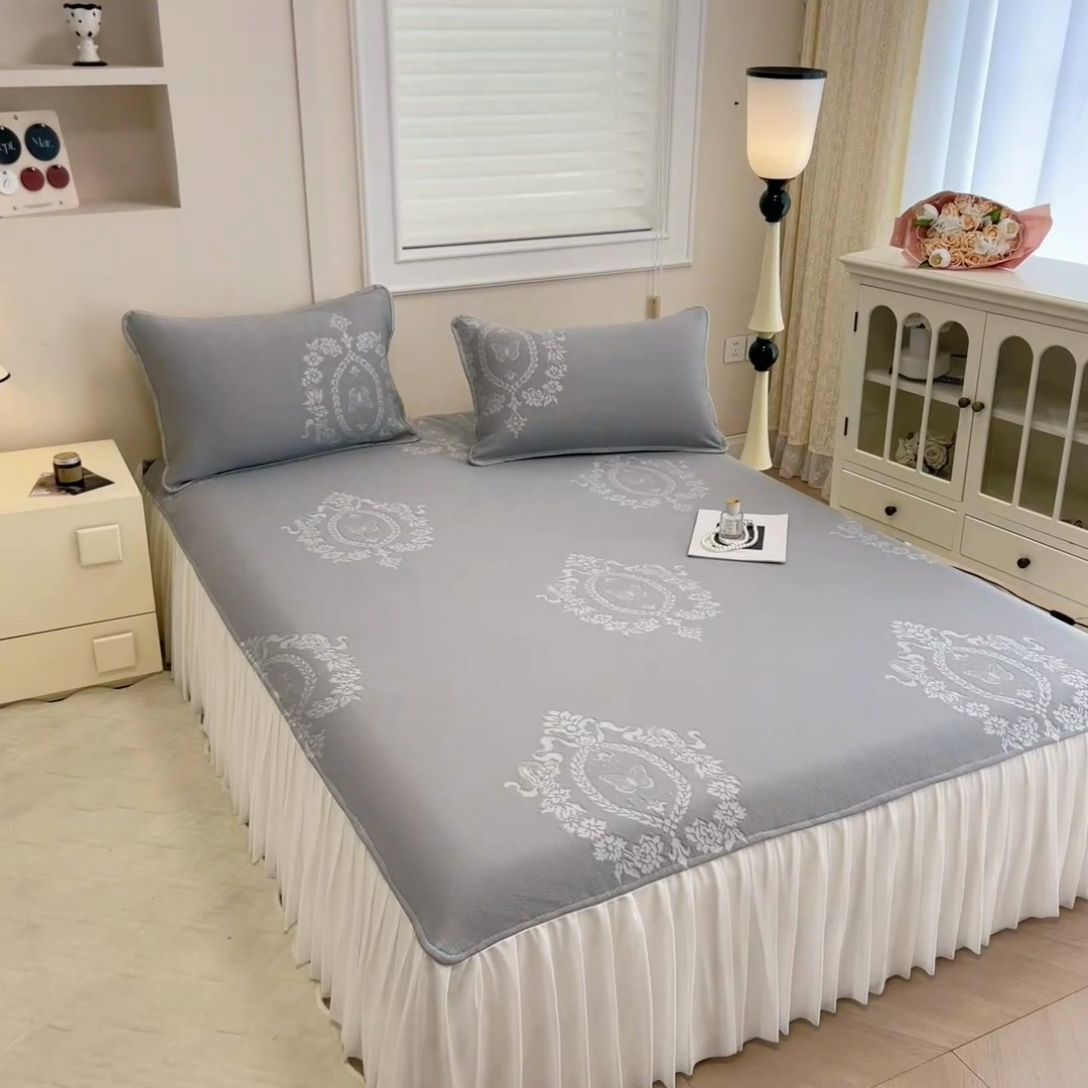 91家纺网 家纺一手货源 找家纺 布卢姆床垫 2025新款A类PE乙纶冰豆豆凉席床裙款 蝴蝶花镜 灰