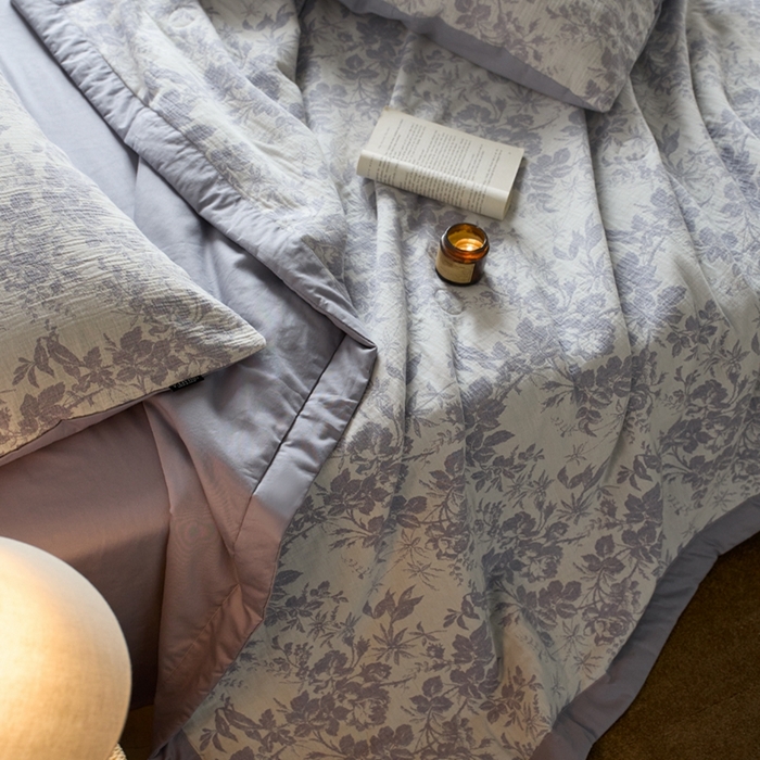 91家纺网 家纺一手货源 找家纺 宜代光年 2025新款60s水洗棉提花夏被套件繁花-紫