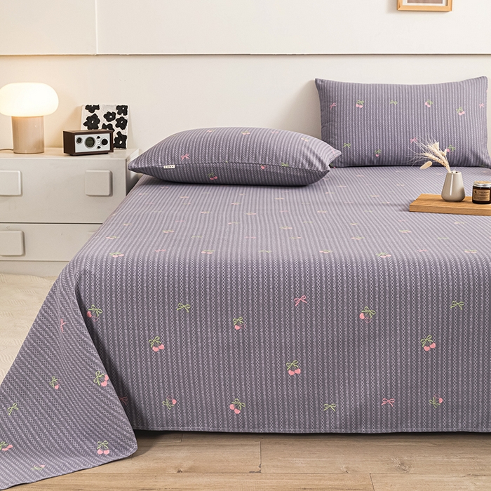 91家纺网 家纺一手货源 找家纺 芃成家纺 2025新款加厚老粗布床单 爱心樱桃