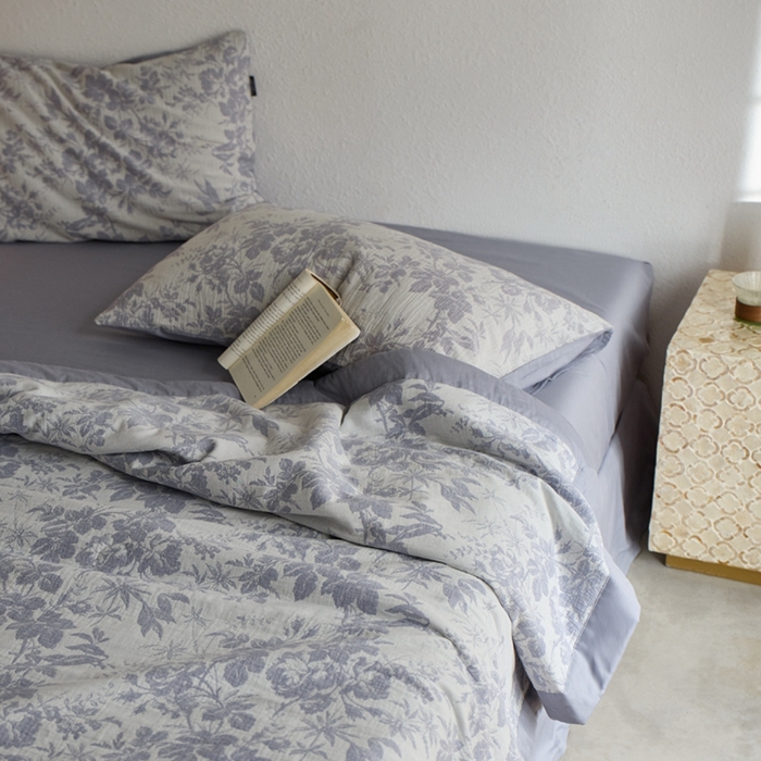 91家纺网 家纺一手货源 找家纺 宜代光年 2025新款60s水洗棉提花夏被套件繁花-紫