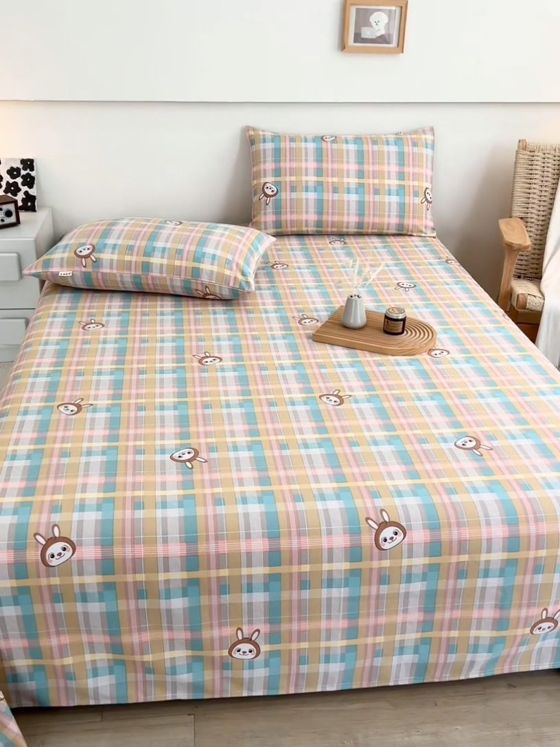 91家纺网 家纺一手货源 找家纺 芃成家纺 2025新款加厚老粗布床单 彩格兔