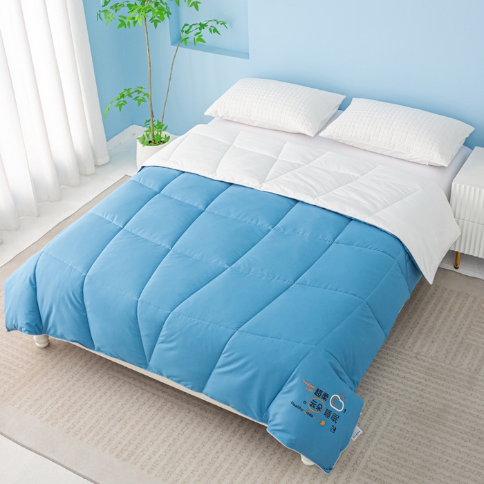 91家纺网 家纺一手货源 找家纺 好老表被业 2025新款超柔云朵被芯零压被子 超柔云感被蓝白