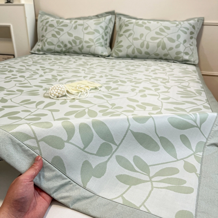 91家纺网 家纺一手货源 找家纺 宜代光年 2025新款冷凝丝可水洗提花凉感席-床席款 凉感叶繁-绿