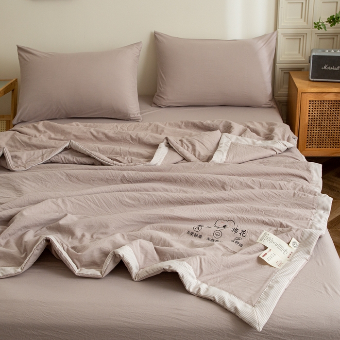 91家纺网 家纺一手货源 找家纺 帕芬鸟家纺 2025新款亲肤棉花夏被 灰咖
