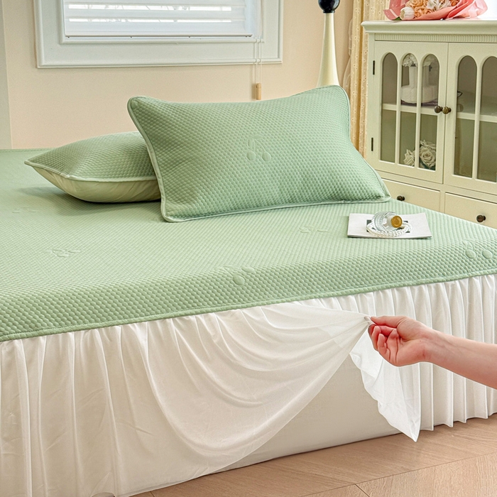 91家纺网 家纺一手货源 找家纺 布卢姆床垫 2025新款A类PE乙纶冰豆豆凉席床裙款 樱桃 绿