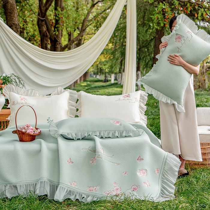 91家纺网 家纺一手货源 找家纺 禾时 2025新款高端A类母婴级加密加厚450g品牌凉感丝啵啵面料床盖三件套夹棉床单 薄荷绿