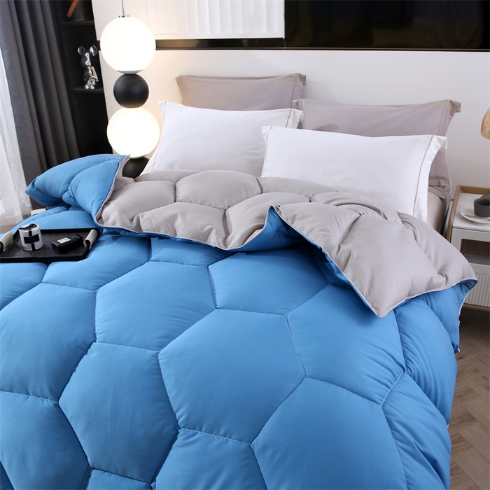 91家纺网 家纺一手货源 找家纺 好老表被业 2025新款超柔云朵被芯零压被子 零压被水立方绗缝