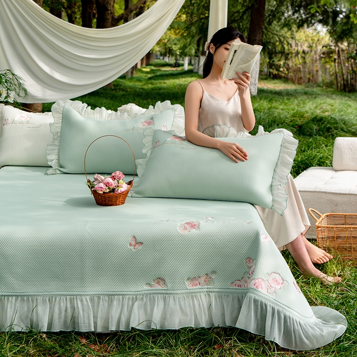 91家纺网 家纺一手货源 找家纺 禾时 2025新款高端A类母婴级加密加厚450g品牌凉感丝啵啵面料床盖三件套夹棉床单 薄荷绿