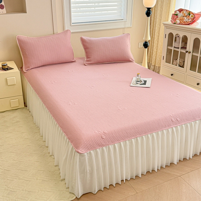 91家纺网 家纺一手货源 找家纺 布卢姆床垫 2025新款A类PE乙纶冰豆豆凉席床裙款 樱桃 粉