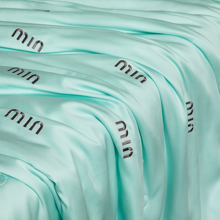 91家纺网 家纺一手货源 找家纺 梦镜家纺 2025新款A类水洗真丝夏被四件套-minmin minmin水绿