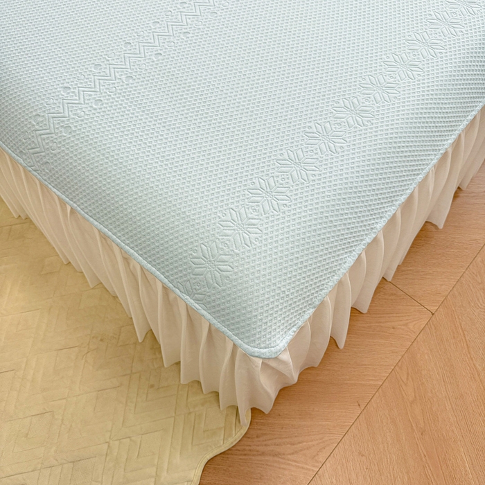 91家纺网 家纺一手货源 找家纺 布卢姆床垫 2025新款A类PE乙纶冰豆豆凉席床裙款 雪花