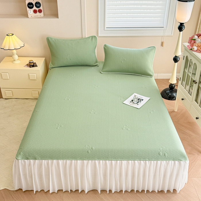 91家纺网 家纺一手货源 找家纺 布卢姆床垫 2025新款A类PE乙纶冰豆豆凉席床裙款 樱桃 绿