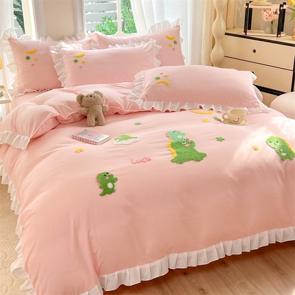 91家纺网 家纺一手货源 找家纺 雨菲家纺 2025新款水洗棉毛巾绣四件套-龙宝宝 龙宝宝粉