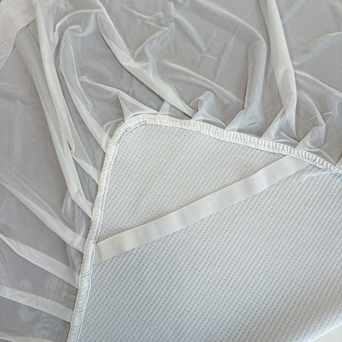 91家纺网 家纺一手货源 找家纺 布卢姆床垫 2025新款A类PE乙纶冰豆豆凉席床裙款 蝴蝶花镜 灰