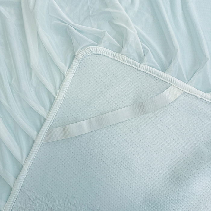 91家纺网 家纺一手货源 找家纺 布卢姆床垫 2025新款A类PE乙纶冰豆豆凉席床裙款 蝴蝶花镜 蓝