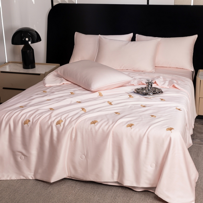 91家纺网 家纺一手货源 找家纺 梦镜家纺 2025新款A类水洗真丝夏被四件套-银树叶 银树叶粉色