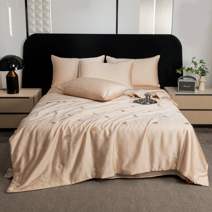 91家纺网 家纺一手货源 找家纺 梦镜家纺 2025新款A类水洗真丝夏被四件套-银树叶 银树叶香槟