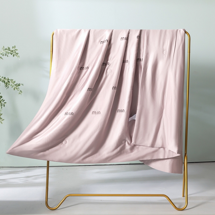 91家纺网 家纺一手货源 找家纺 梦镜家纺 2025新款A类水洗真丝夏被四件套-minmin minmin紫色