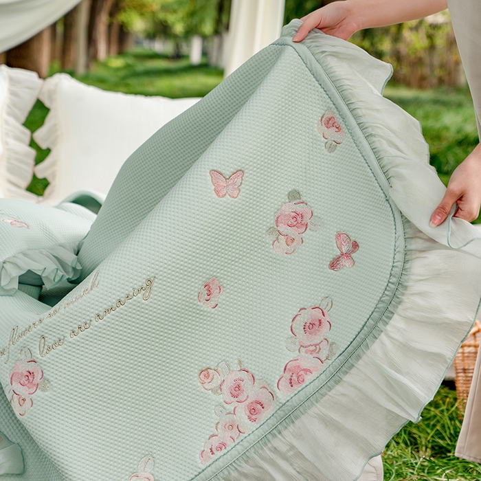 91家纺网 家纺一手货源 找家纺 （总）禾时 2025新款高端A类母婴级加密加厚450g品牌凉感丝啵啵面料床盖三件套夹棉床单