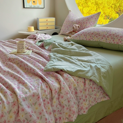金梦拉家纺 2025新款A类提花纱布双层纱夏被四件套 夏被-粉杏绿