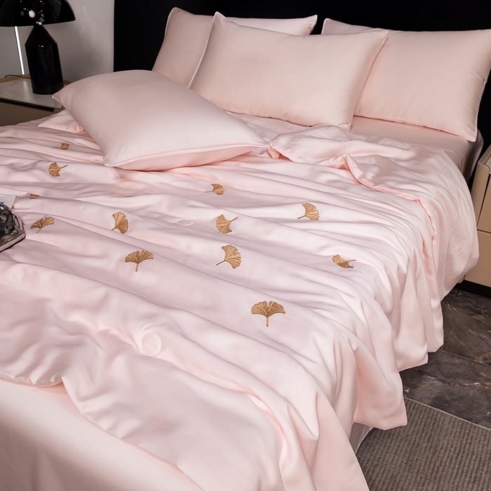 91家纺网 家纺一手货源 找家纺 （总）梦镜家纺 2025新款A类水洗真丝夏被四件套