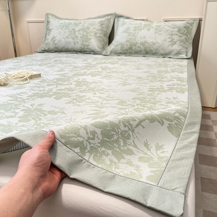 91家纺网 家纺一手货源 找家纺 宜代光年 2025新款冷凝丝可水洗提花凉感席-床席款 凉感繁花-绿