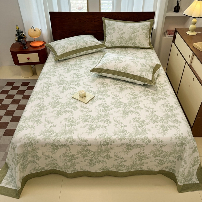 91家纺网 家纺一手货源 找家纺 宜代光年  2025新款全棉老粗布数码印花床单（拼角工艺） 绿蔓