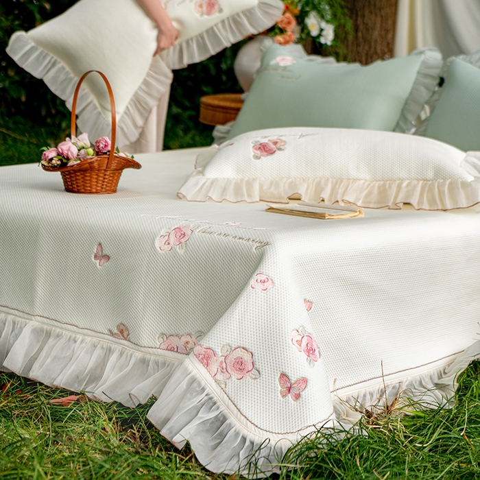 91家纺网 家纺一手货源 找家纺 禾时 2025新款高端A类母婴级加密加厚450g品牌凉感丝啵啵面料床盖三件套夹棉床单 奶油白