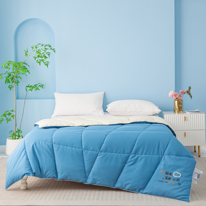 91家纺网 家纺一手货源 找家纺 好老表被业 2025新款超柔云朵被芯零压被子 超柔云感被蓝米
