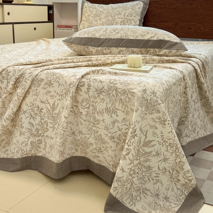 91家纺网 家纺一手货源 找家纺 宜代光年  2025新款全棉老粗布数码印花床单（拼角工艺） 素影