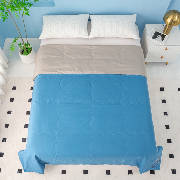 91家纺网 家纺一手货源 找家纺 好老表被业 2025新款超柔云朵被芯零压被子 零压被夏被绗缝