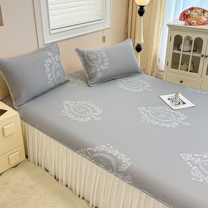 91家纺网 家纺一手货源 找家纺 布卢姆床垫 2025新款A类PE乙纶冰豆豆凉席床裙款 蝴蝶花镜 灰
