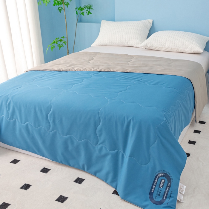 91家纺网 家纺一手货源 找家纺 好老表被业 2025新款超柔云朵被芯零压被子 零压被夏被绗缝