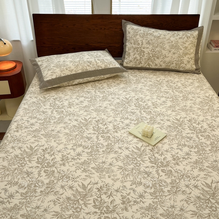 91家纺网 家纺一手货源 找家纺 宜代光年  2025新款全棉老粗布数码印花床单（拼角工艺） 素影