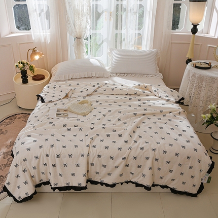 91家纺网 家纺一手货源 找家纺 薇玛仕 2025新款韩版宽边水洗棉大豆夏被赫本风亲肤柔软夏季薄被子 赫本-蝴蝶结