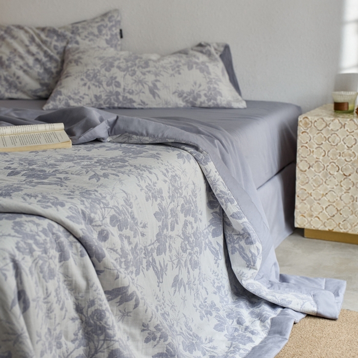 91家纺网 家纺一手货源 找家纺 宜代光年 2025新款60s水洗棉提花夏被套件繁花-紫