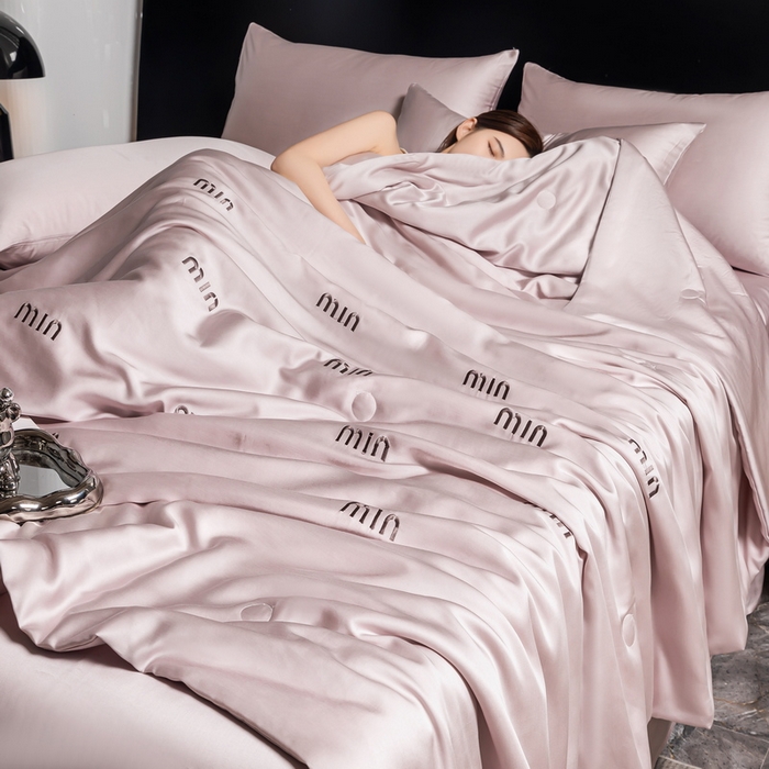 91家纺网 家纺一手货源 找家纺 梦镜家纺 2025新款A类水洗真丝夏被四件套-minmin minmin紫色