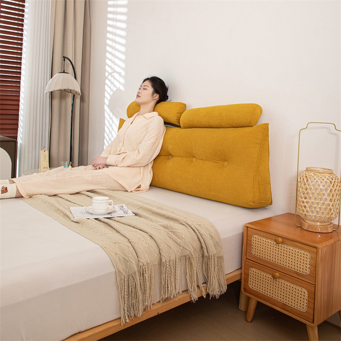 91家纺网 家纺一手货源 找家纺 沐沐家纺 2026新款雪尼绒三角靠背带头枕 高级黄