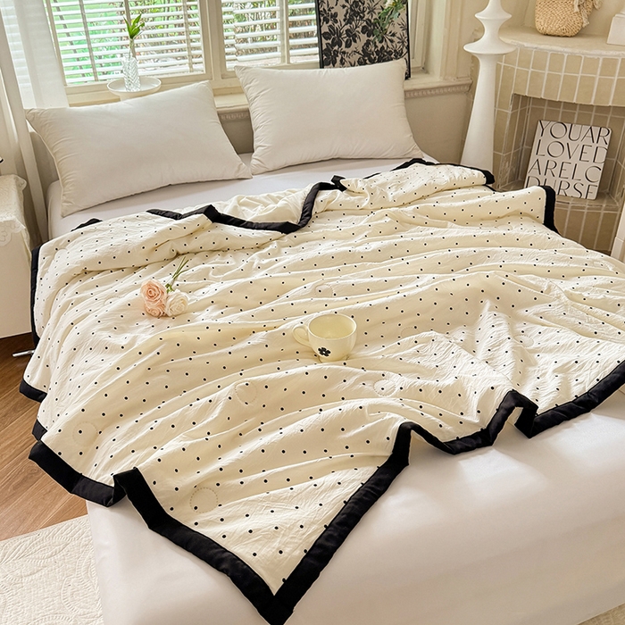 91家纺网 家纺一手货源 找家纺 九诺家纺 2025新款轻奢赫本夏被夏凉被 赫本-波点