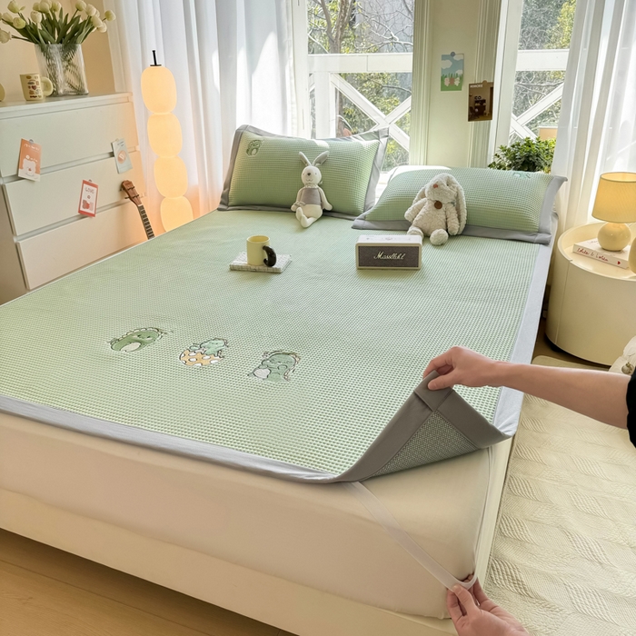 91家纺网 家纺一手货源 找家纺 （总）萌飞 2025新款乙纶PE中分子华夫格凉豆豆凉席