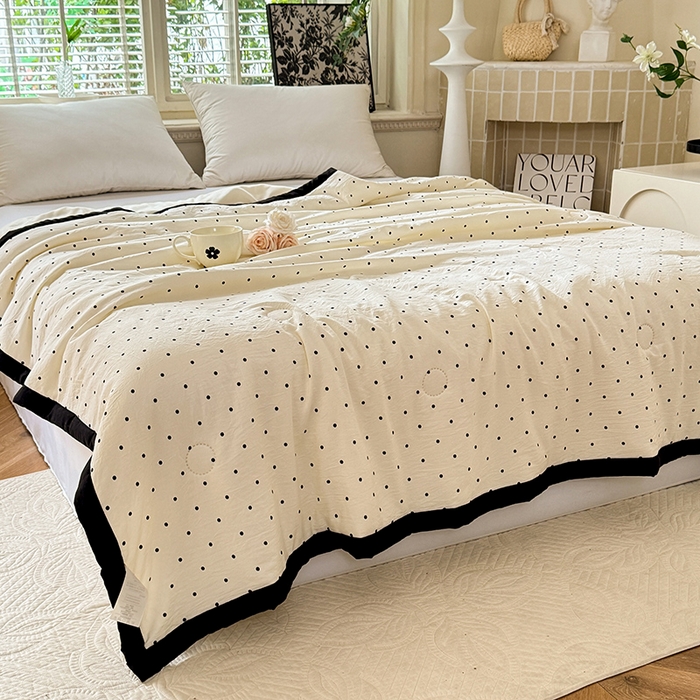 91家纺网 家纺一手货源 找家纺 九诺家纺 2025新款轻奢赫本夏被夏凉被 赫本-波点