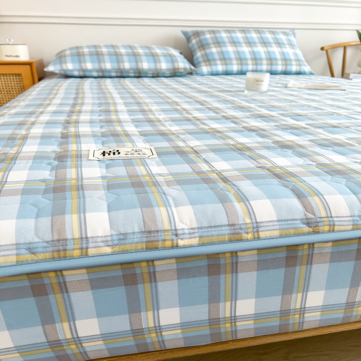 91家纺网 家纺一手货源 找家纺 蕾诺家纺 2025新款新疆棉花夹棉床垫床笠保护套 简兮蓝