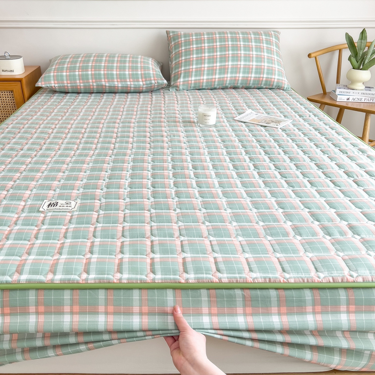 91家纺网 家纺一手货源 找家纺 蕾诺家纺 2025新款新疆棉花夹棉床垫床笠保护套 橘绿条