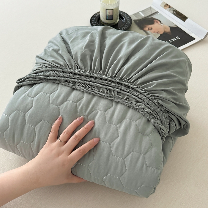 91家纺网 家纺一手货源 找家纺 十一家居 2025新款A类磨毛夹棉床笠 浅灰