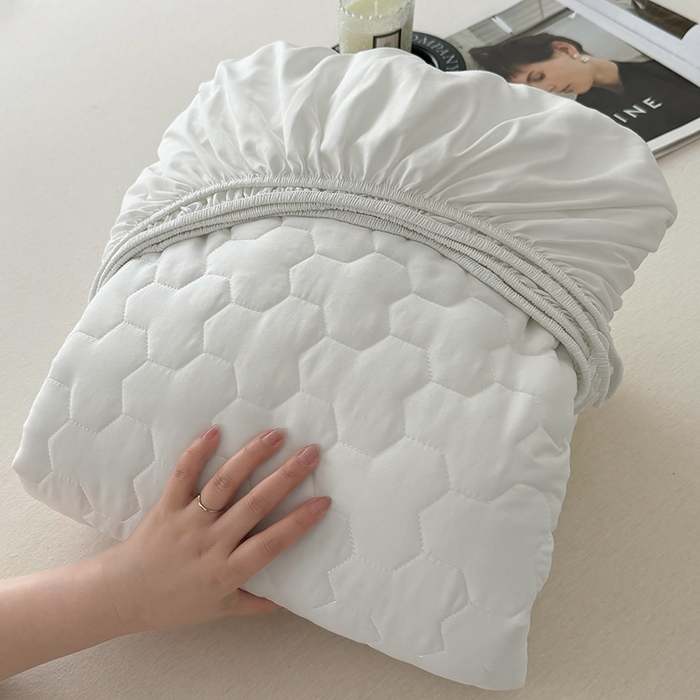 91家纺网 家纺一手货源 找家纺 十一家居 2025新款A类磨毛夹棉床笠 本白