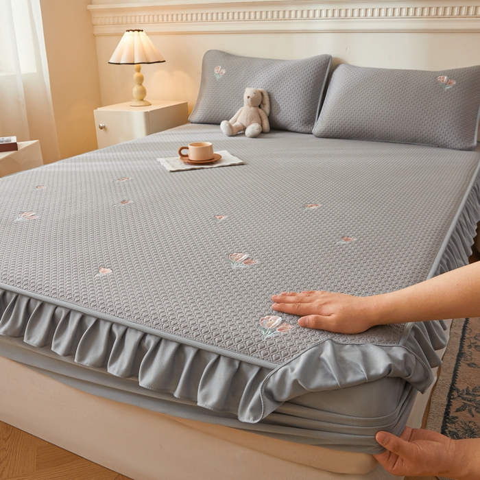 91家纺网 家纺一手货源 找家纺 （总）爱思凯家纺 2025新款凉感冰豆豆凉席床笠款-花边款