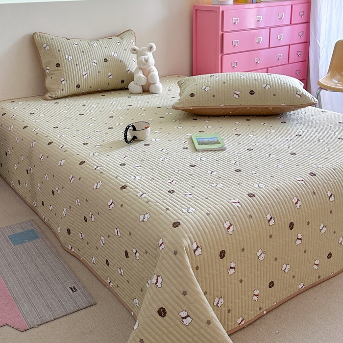 91家纺网 家纺一手货源 找家纺 琳可家居 2025新款13070印花款双面全棉全棉床盖 萌趣狗