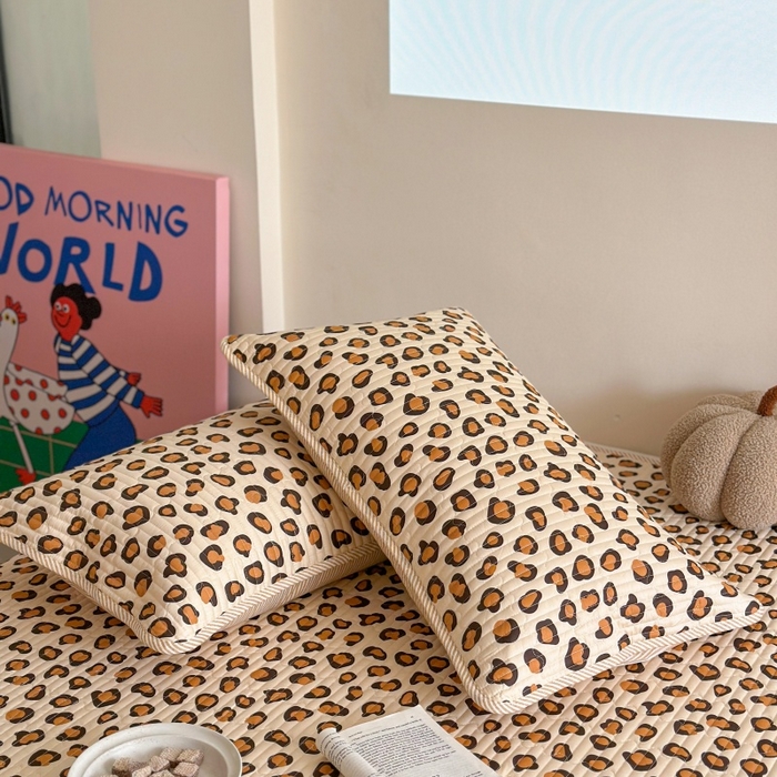 91家纺网 家纺一手货源 找家纺 琳可家居 2025新款13070印花款双面全棉全棉床盖 豹纹