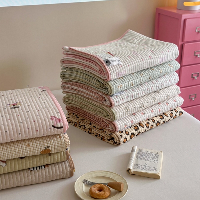 91家纺网 家纺一手货源 找家纺 琳可家居 2025新款13070印花款双面全棉全棉床盖 组合图仅供参考