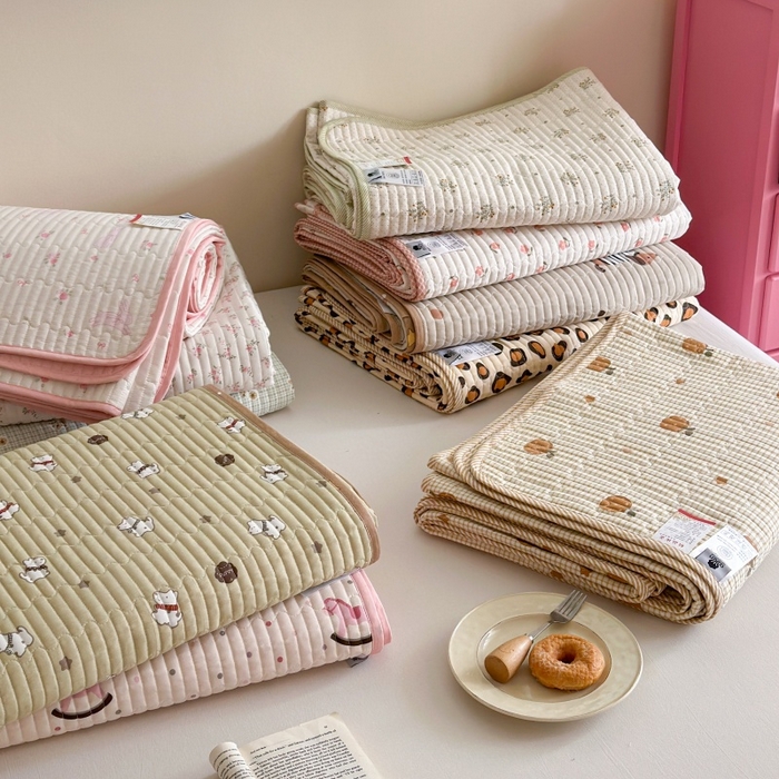 91家纺网 家纺一手货源 找家纺 琳可家居 2025新款13070印花款双面全棉全棉床盖 组合图仅供参考